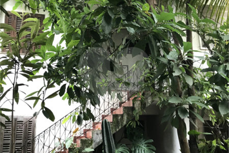 Sobrado à venda com 4 quartos, sendo 2 suítes,  em Vila Mariana, São Paulo, SP