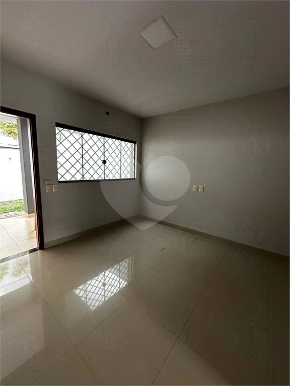 Casa à venda com 2 quartos em Jardim Ibirapuera, Ponta Porã, MS