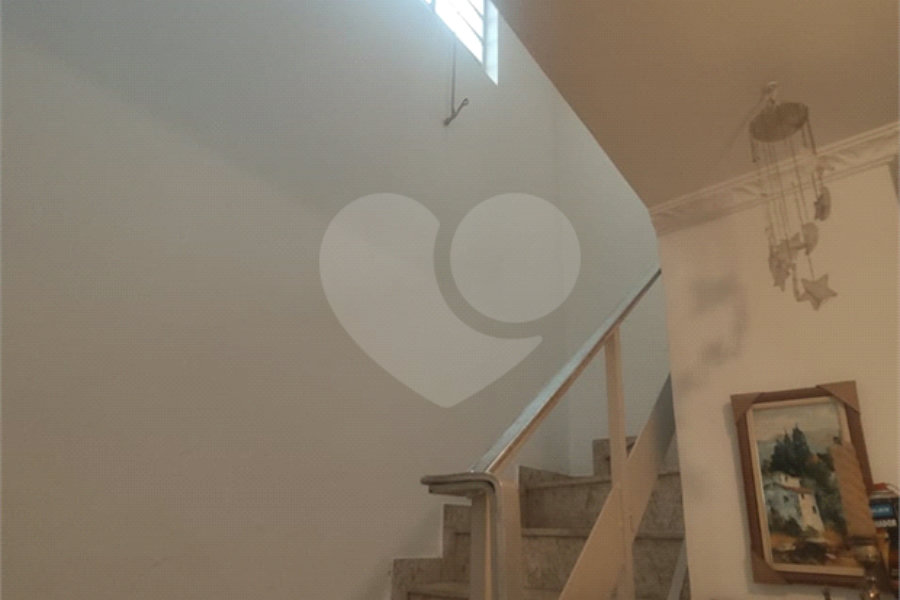 Sobrado à venda com 3 quartos, sendo 1 suíte, em Tremembé, São Paulo, SP