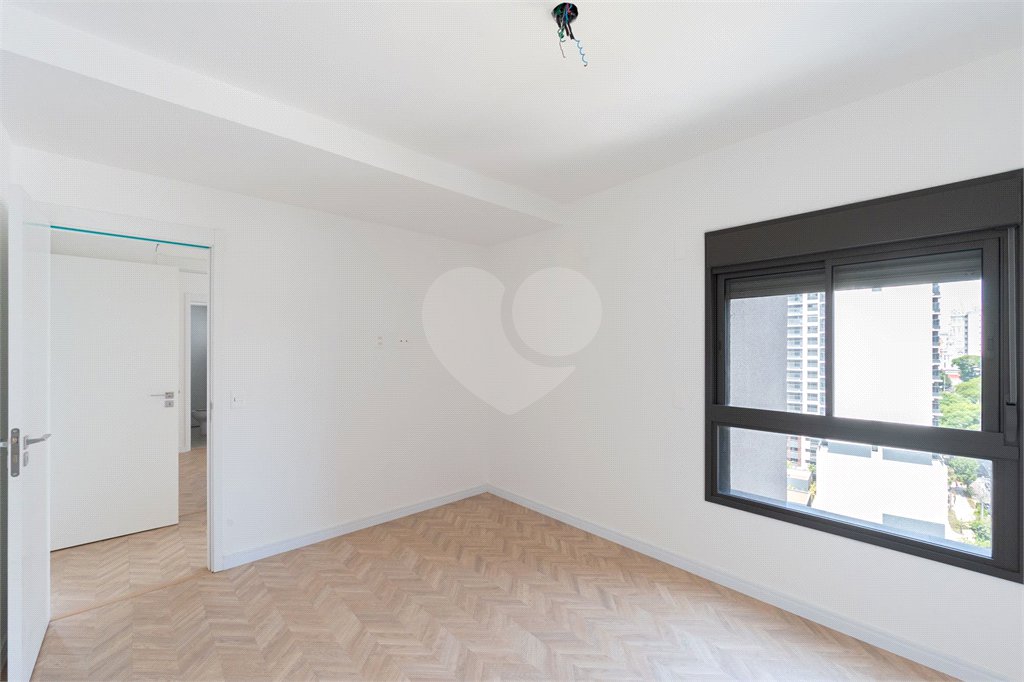 Apartamento à venda com 3 suítes em Vila Clementino, São Paulo, SP