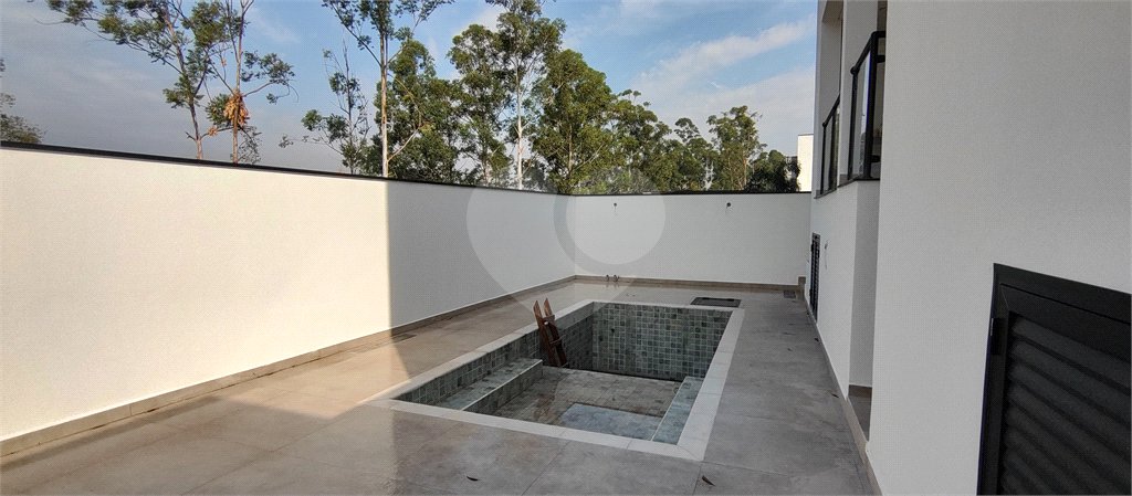 Casa à venda com 3 suítes no condomínio Central Parque, Salto - SP
