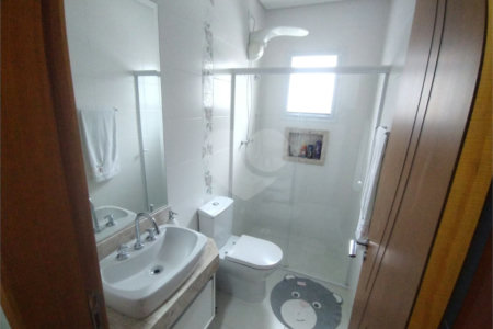 Casa à venda com 4 suítes no condomínio Altos da Serra Vi, São José dos Campos - SP