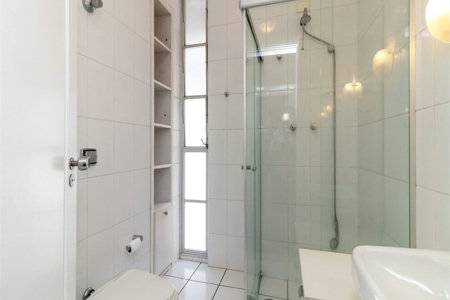 Casa à venda com 3 quartos, sendo 2 suítes,  em Alto de Pinheiros, São Paulo, SP