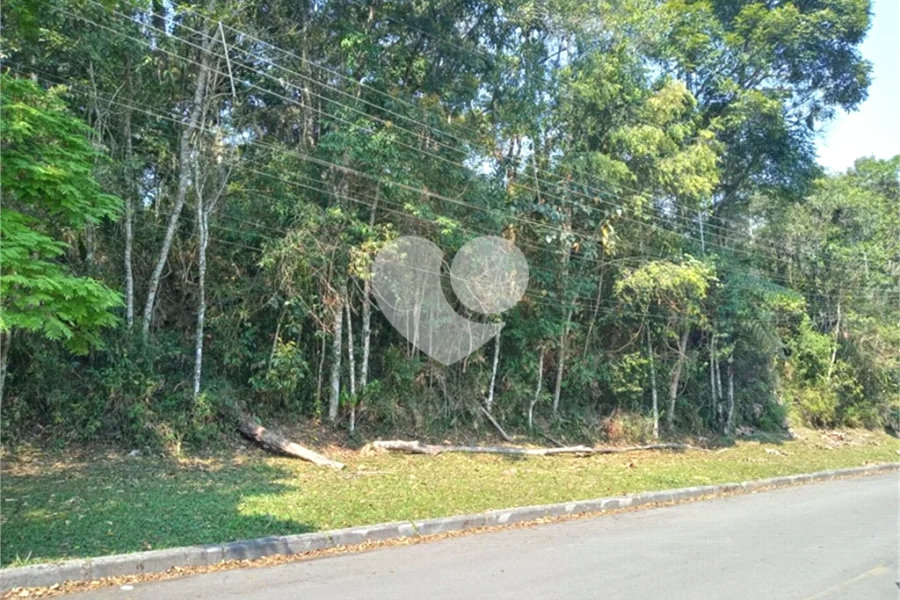 Terreno à venda no condomínio Alpes da Cantareira, Mairiporã - SP