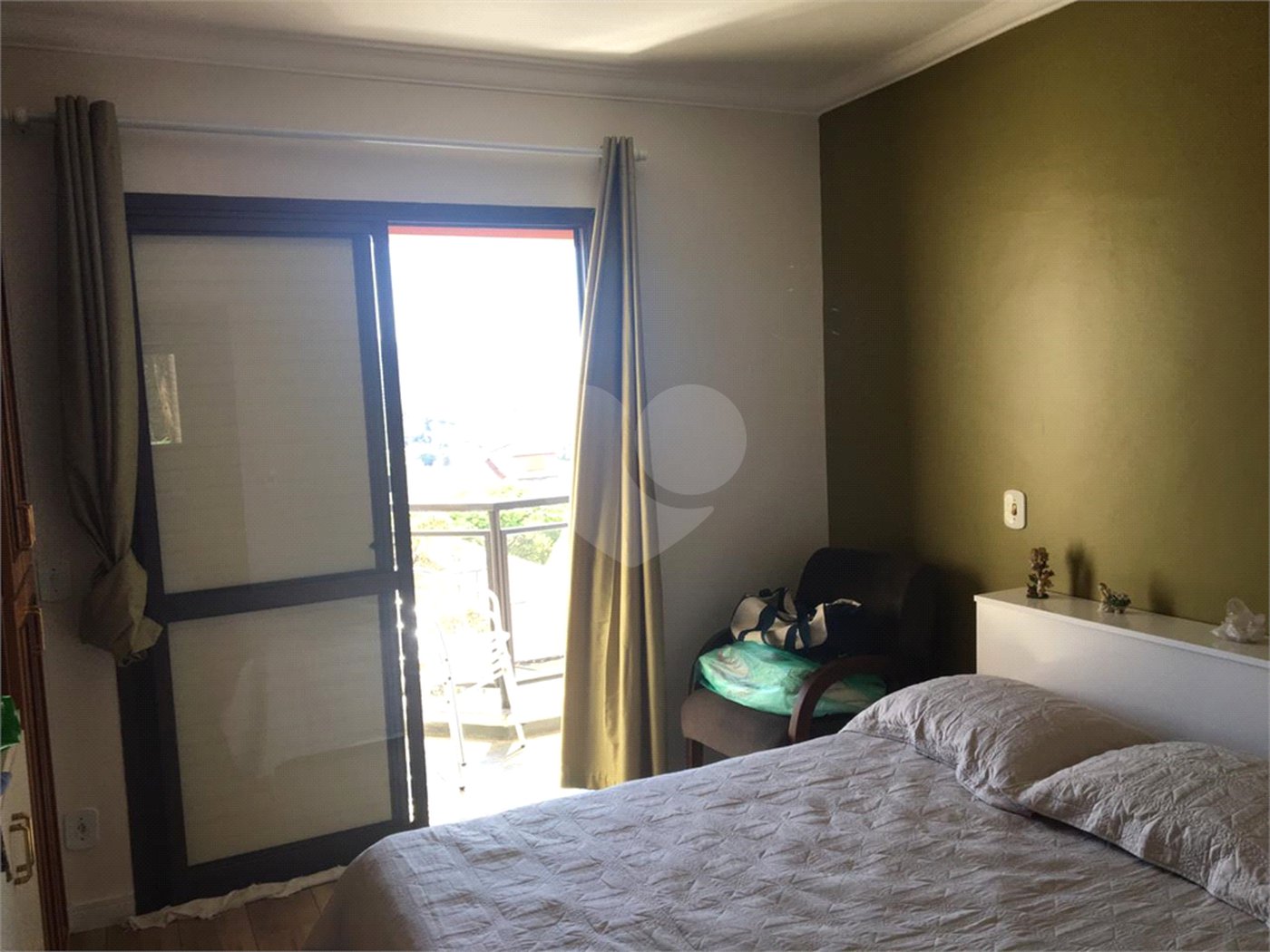 Apartamento à venda com 3 quartos, sendo 1 suíte, em Vila Mariana, São Paulo, SP