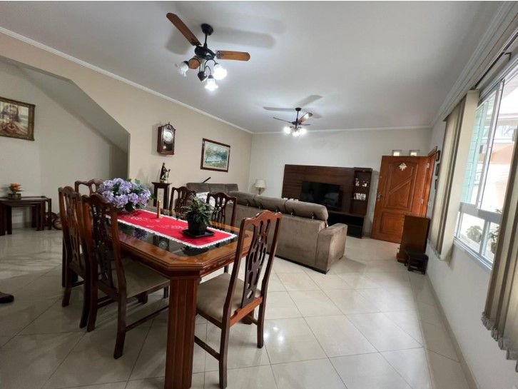 Casa com 3 dormitórios à venda, 161 m² por R$ 1.420.000,00 - Embaré - Santos/SP