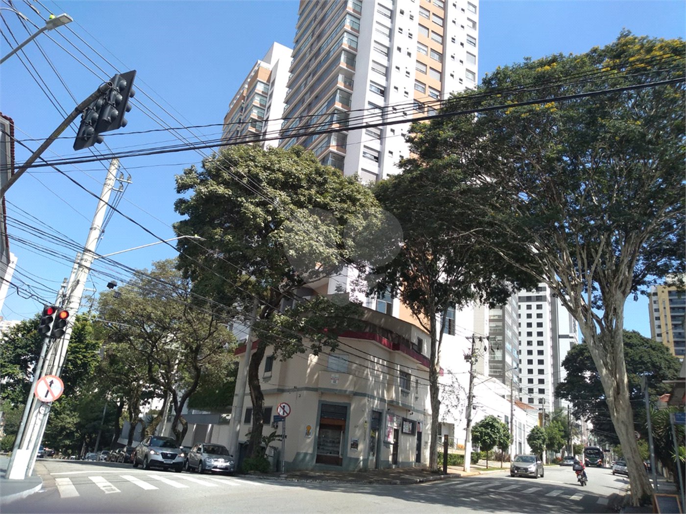 Salão para alugar em Vila Anglo Brasileira, São Paulo, SP