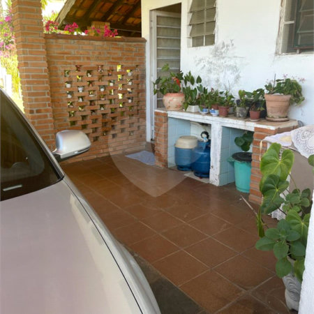 Casa à venda com 3 quartos, sendo 1 suíte, no condomínio Estância Marambaia, Vinhedo - SP