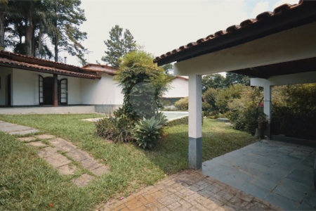 Terreno à venda com 6 quartos no condomínio Quinta dos Lagos, Cotia - SP