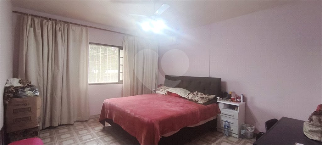 Casa à venda com 3 quartos, sendo 1 suíte,  em Jardim Vila Galvão, Guarulhos, SP