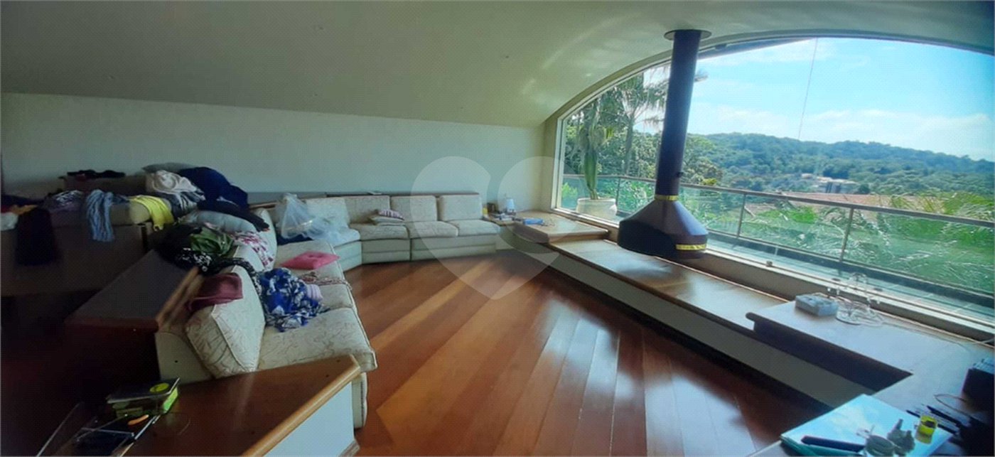 Casa à venda com 4 suítes no condomínio Parque Imperial da Cantareira, Mairiporã - SP