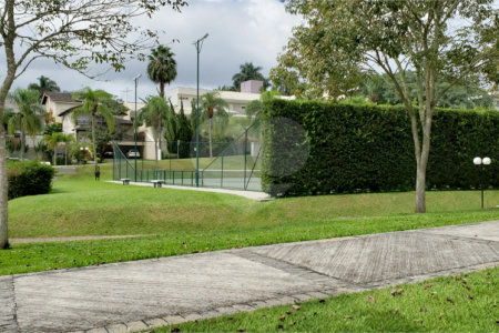 Casa à venda com 4 suítes no condomínio Real Park, Mogi das Cruzes - SP