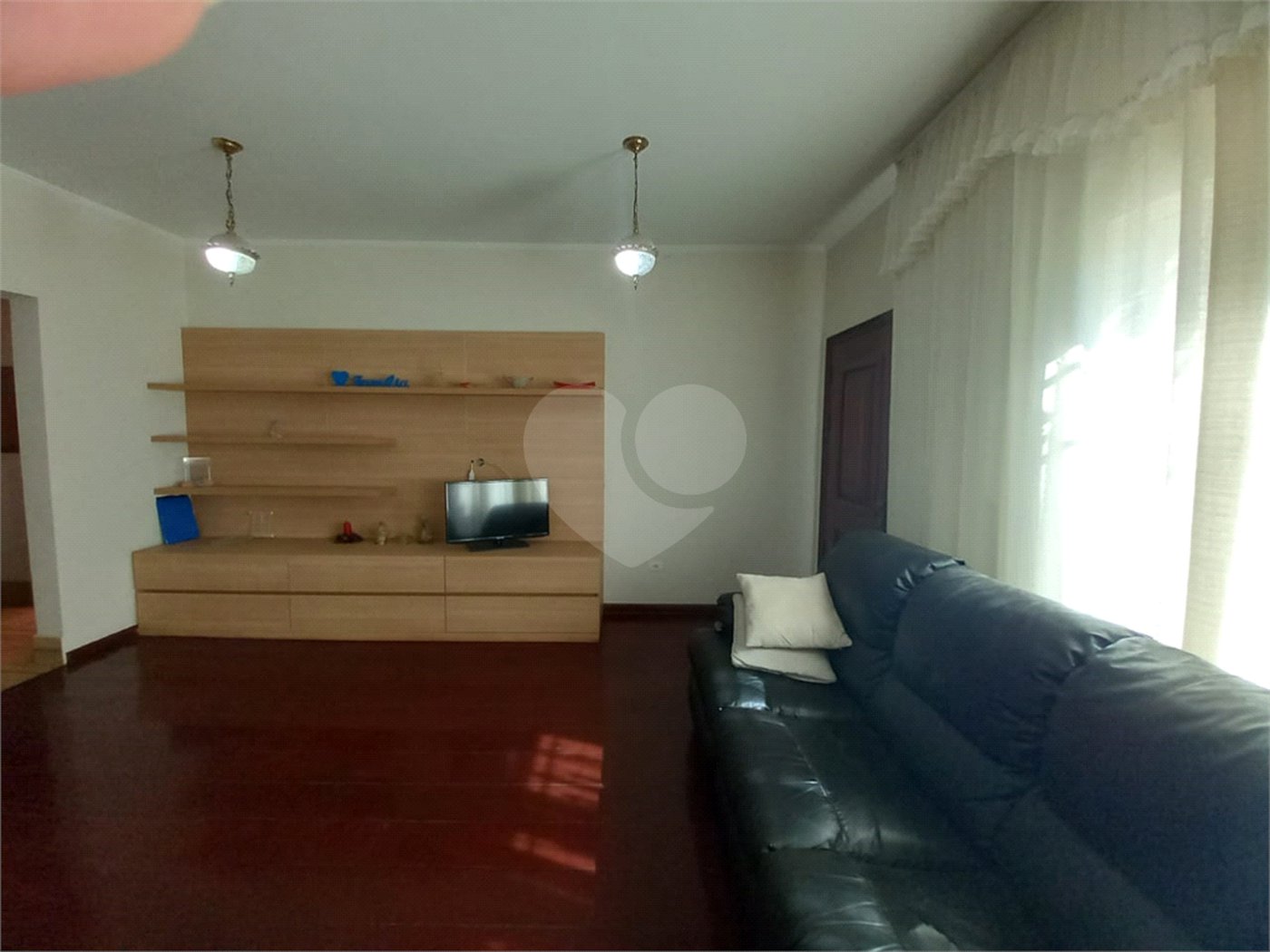Sobrado à venda com 4 quartos, sendo 2 suítes, em Tremembé, São Paulo, SP