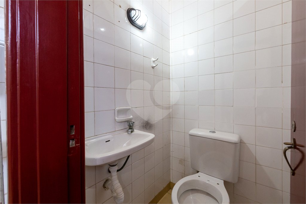 Casa à venda com 4 quartos, sendo 2 suítes, em Perdizes, São Paulo, SP