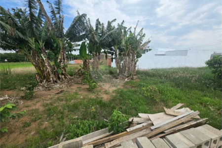 Terreno no Arcoville 260m² de esquina