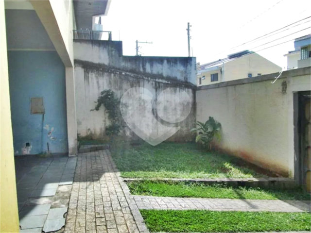 Sobrado à venda com 6 quartos, sendo 4 suítes,  em Vila Albertina, São Paulo, SP
