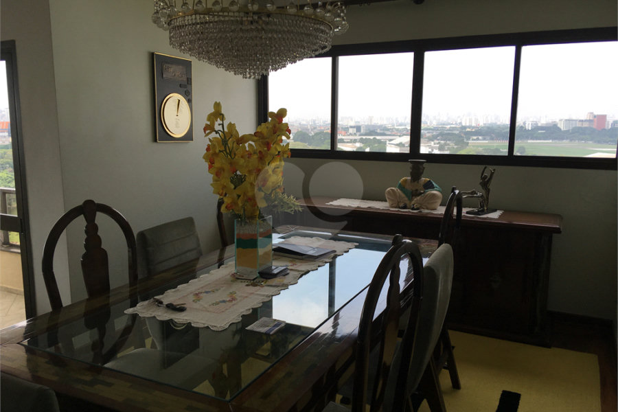 Apartamento à venda com 4 quartos, sendo 2 suítes, em Santana, São Paulo, SP