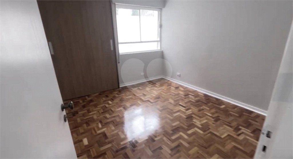 Apartamento à venda com 3 quartos, sendo 1 suíte, em Jardim Paulista, São Paulo, SP