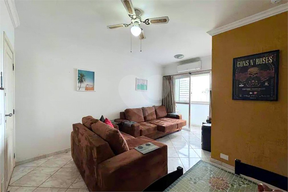 Apartamento à venda com 2 quartos em Pitangueiras, Guarujá, SP