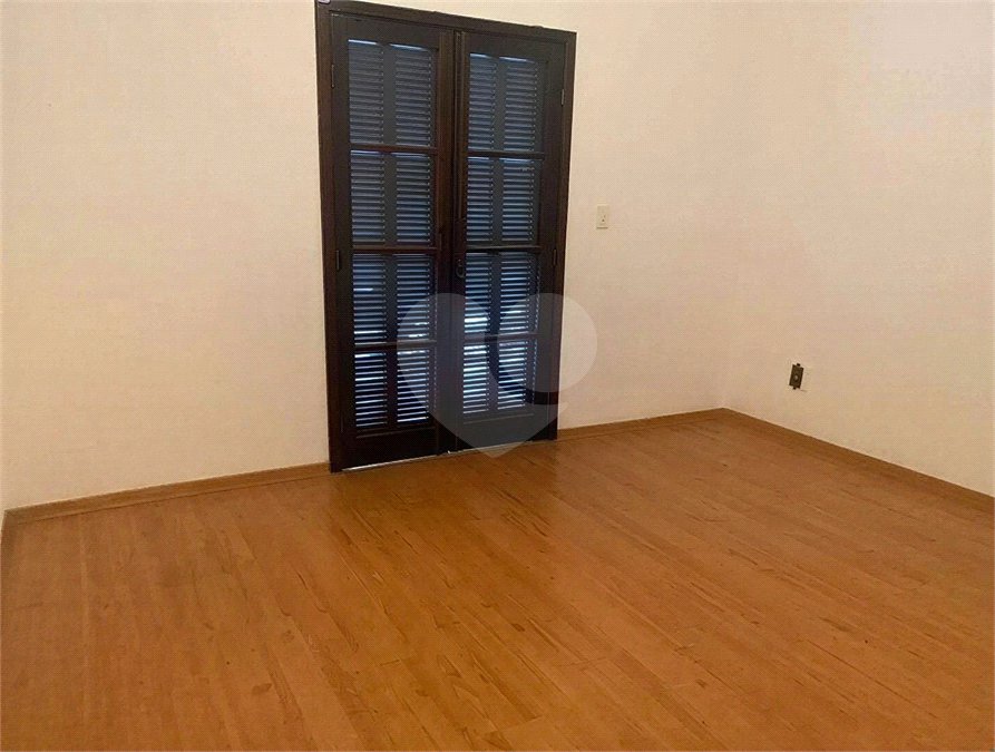 Sobrado à venda com 4 quartos, sendo 2 suítes, em Jardim do Mar, São Bernardo do Campo, SP