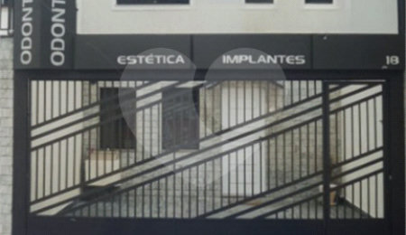 Casa para alugar com 3 quartos no condomínio Diva da Silva, São Paulo - SP