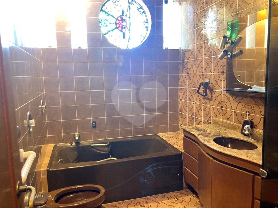 Sobrado para alugar com 4 quartos, sendo 2 suítes, em Alto da Boa Vista, São Paulo, SP