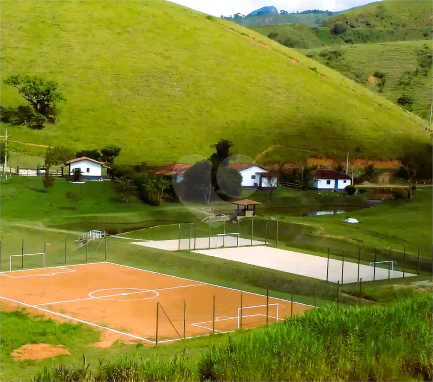 Fazenda à venda em Eugênio de Mello, São José dos Campos, SP