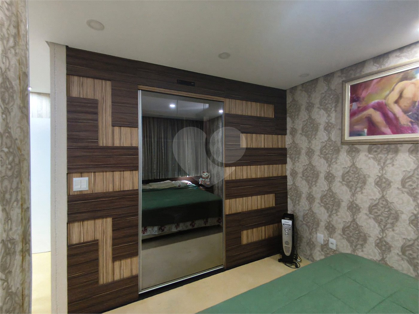 Apartamento à venda com 2 quartos, sendo 1 suíte,  em Jardim Consórcio, São Paulo, SP