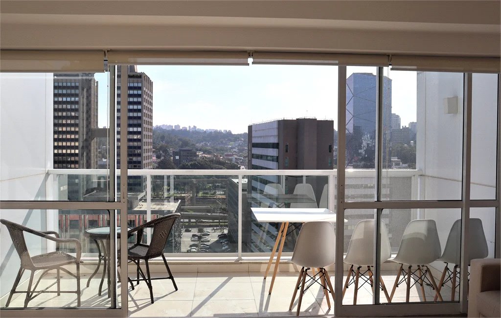 Apartamento à venda com 1 suíte em Vila Gertrudes, São Paulo, SP
