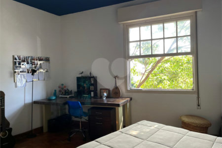 Casa à venda ou para alugar com 4 quartos, sendo 1 suíte, em Vila Monumento, São Paulo, SP