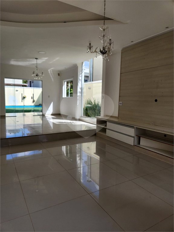 Casa à venda com 3 suítes no condomínio Atibia Park 1, Atibaia - SP