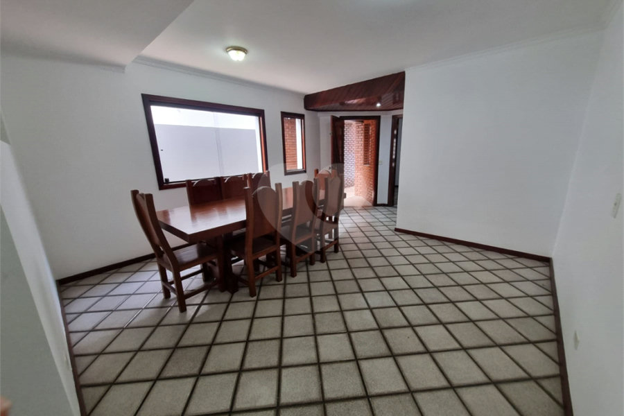 Sobrado à venda com 3 quartos, sendo 1 suíte, em City Recanto Anastácio, São Paulo, SP