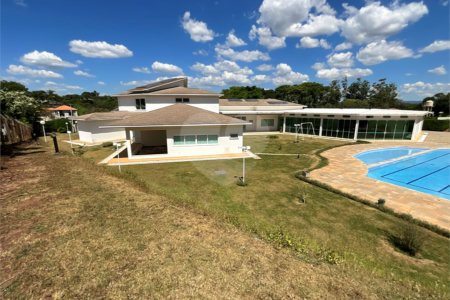 Casa à venda com 6 quartos, sendo 5 suítes, no condomínio City Castelo, Itu - SP