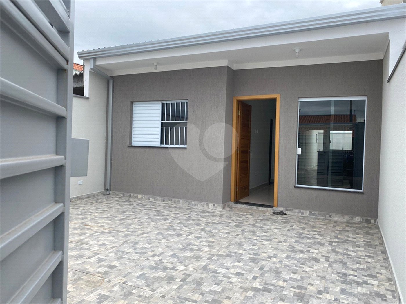 Casa à venda com 3 quartos, sendo 1 suíte, em Jardim Residencial Villa Amato, Sorocaba, SP