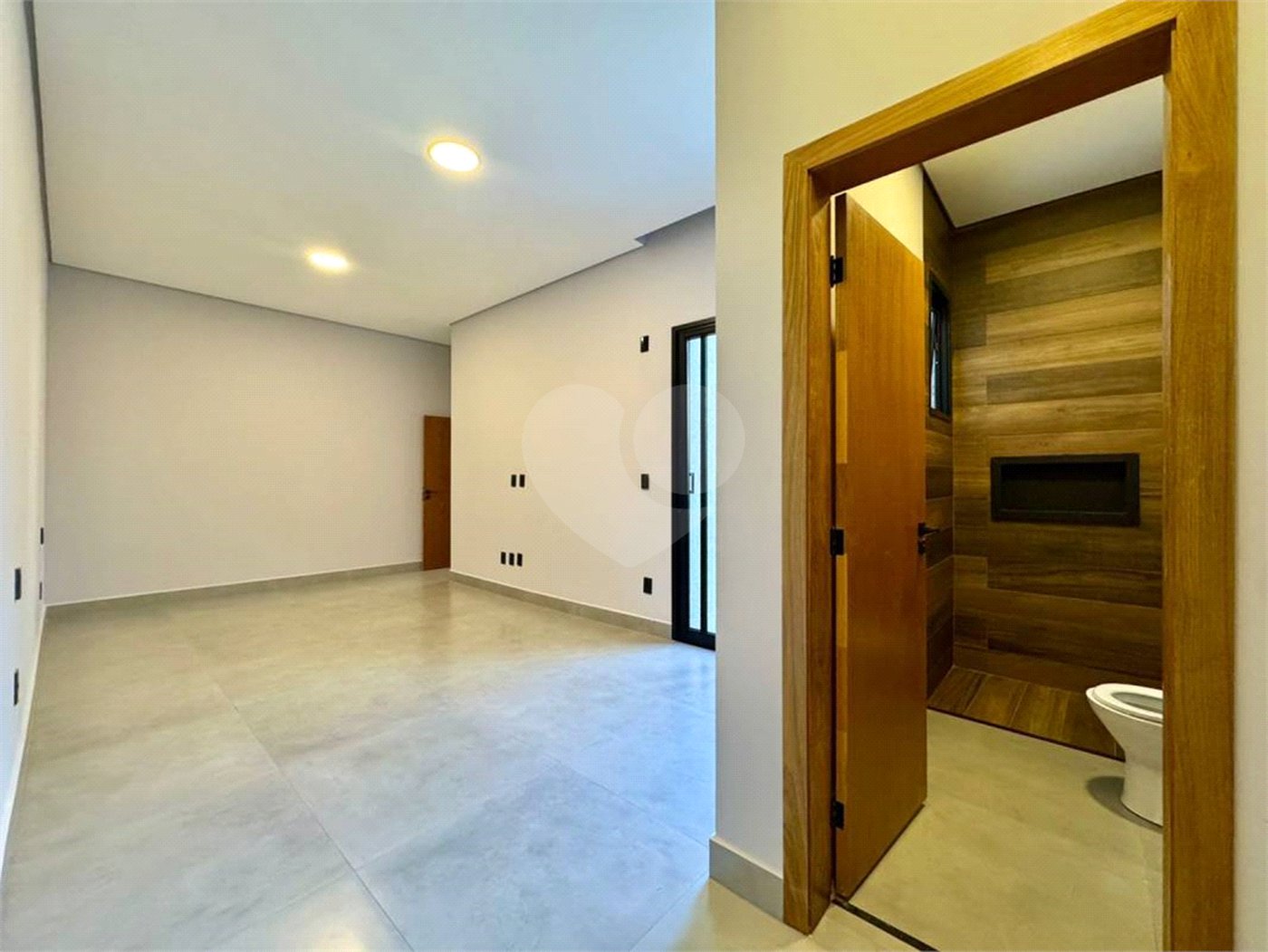 Casa à venda com 3 quartos, sendo 1 suíte, no condomínio Park Gran Reserve, Indaiatuba - SP