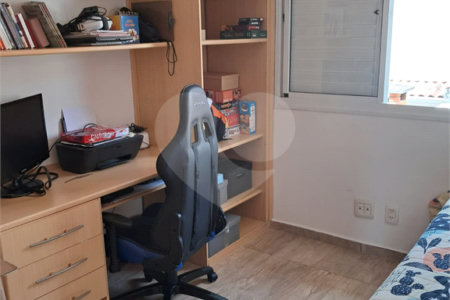 Casa à venda com 4 quartos, sendo 1 suíte,  em Vila São Silvestre, São Paulo, SP