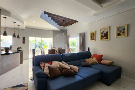 Casa à venda com 3 quartos, sendo 2 suítes, em Residencial Village Damha, Araraquara, SP