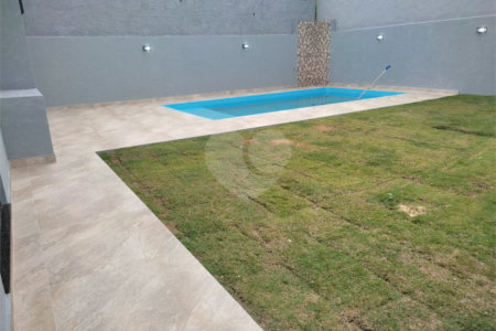 Casa à venda com 3 quartos, sendo 1 suíte,  em Loteamento Parque Residencial Serras de Atibaia II, Atibaia, SP