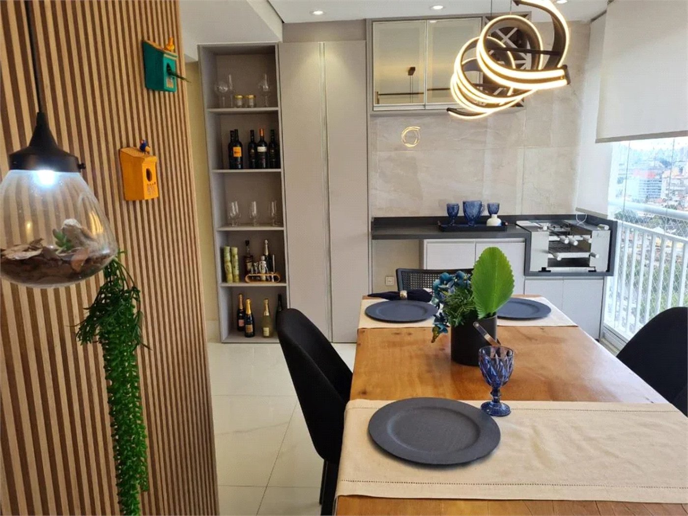 Apartamento à venda com 3 quartos, sendo 1 suíte, em Vila Anastácio, São Paulo, SP