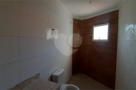 Casa à venda com 2 quartos no condomínio Residencial Luta, São Paulo - SP