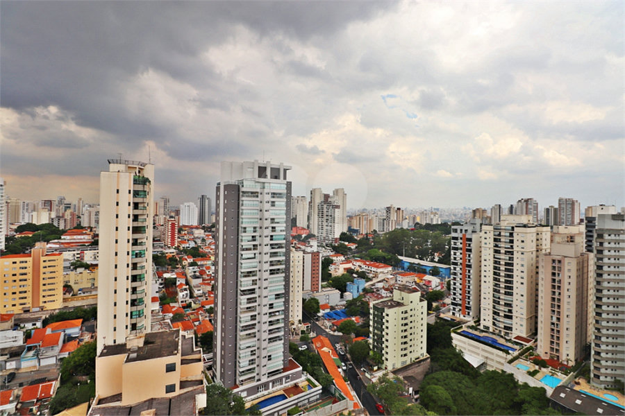 Apartamento à venda com 3 suítes em Santa Teresinha, São Paulo, SP