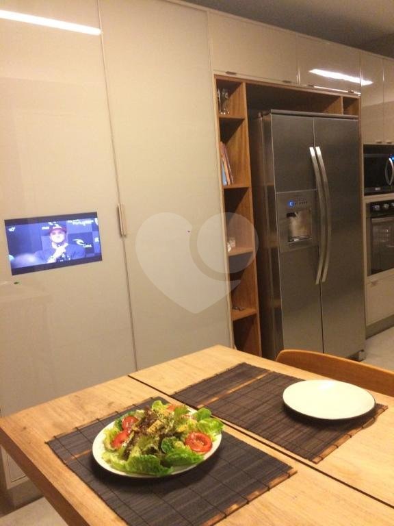 Apartamento à venda com 3 suítes em Granja Julieta, São Paulo, SP