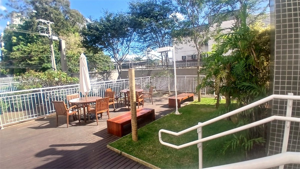 Apartamento para alugar com 2 quartos, sendo 1 suíte, em Vila Anastácio, São Paulo, SP