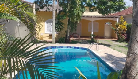 Casa à venda com 3 quartos, sendo 1 suíte,  em Nova Itanhaém, Itanhaém, SP