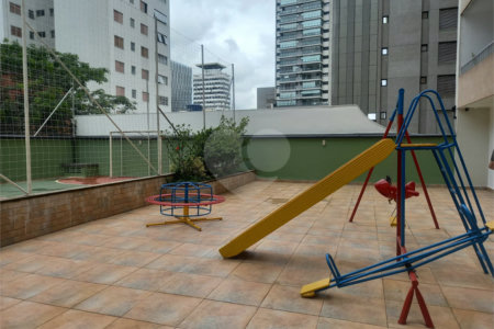 Apartamento à venda com 3 quartos, sendo 1 suíte, em Pinheiros, São Paulo, SP