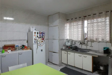 Casa à venda com 3 quartos, sendo 1 suíte, em Alto da Lapa, São Paulo, SP