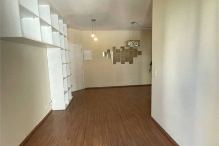 Apartamento à venda com 2 quartos, sendo 1 suíte,  em Vila Suzana, São Paulo, SP