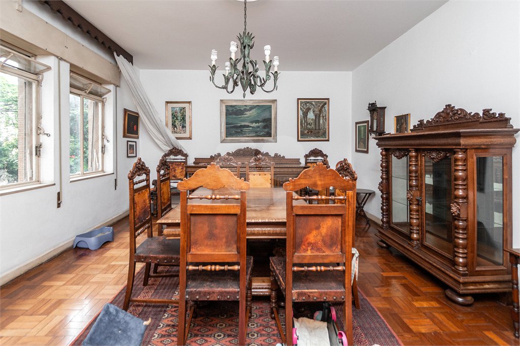 Apartamento à venda com 4 quartos, sendo 1 suíte, em Higienópolis, São Paulo, SP