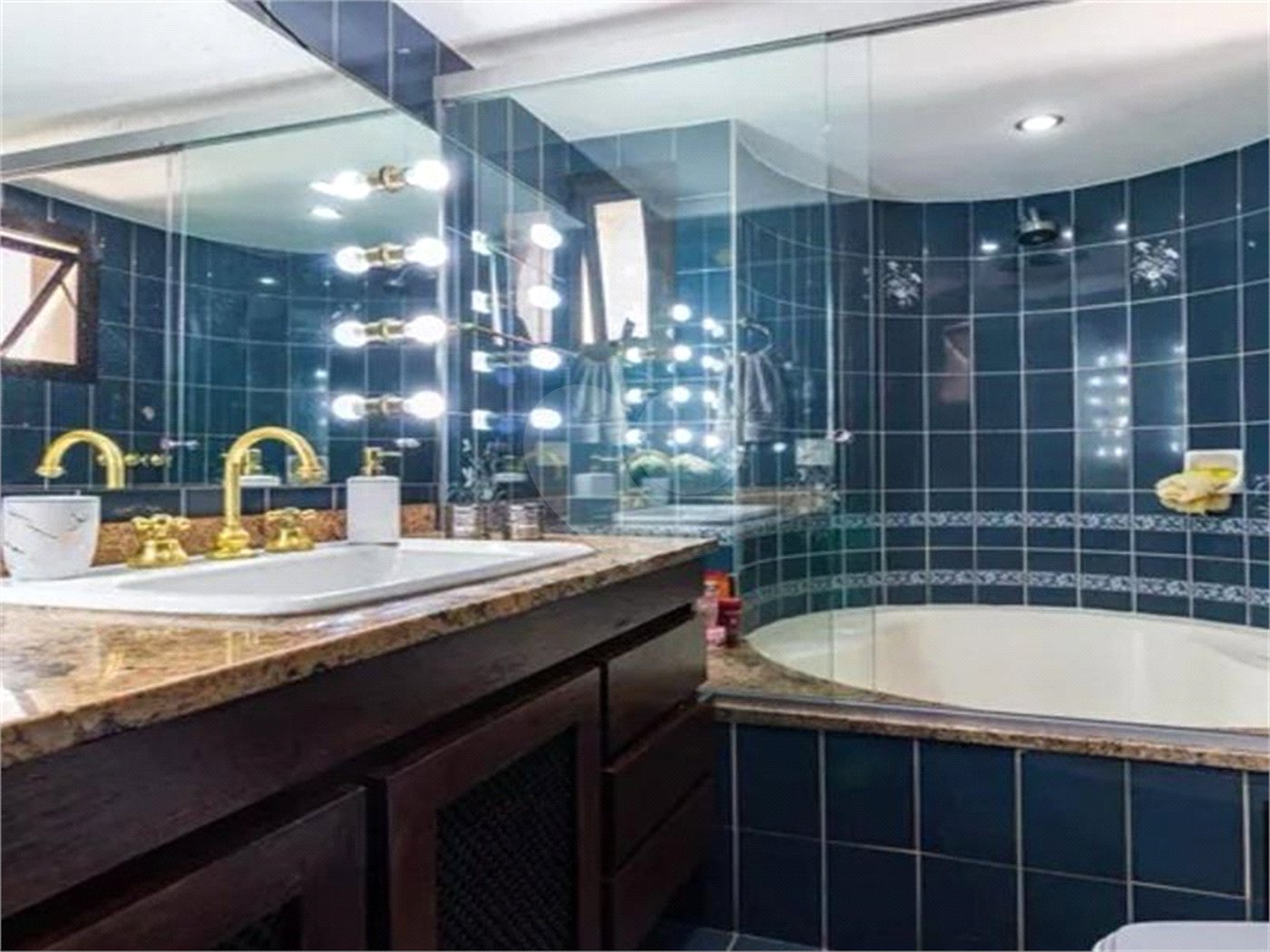 Apartamento à venda com 4 quartos, sendo 3 suítes, em Vila Andrade, São Paulo, SP