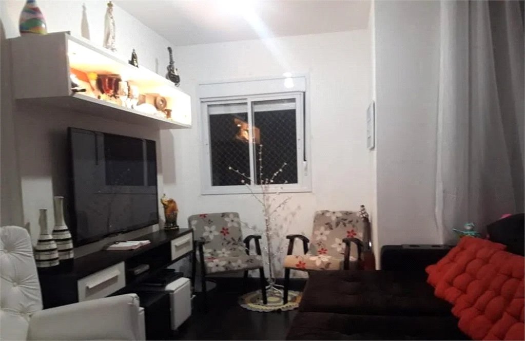 Apartamento à venda com 2 quartos, sendo 1 suíte,  em Jardim Parque Morumbi, São Paulo, SP